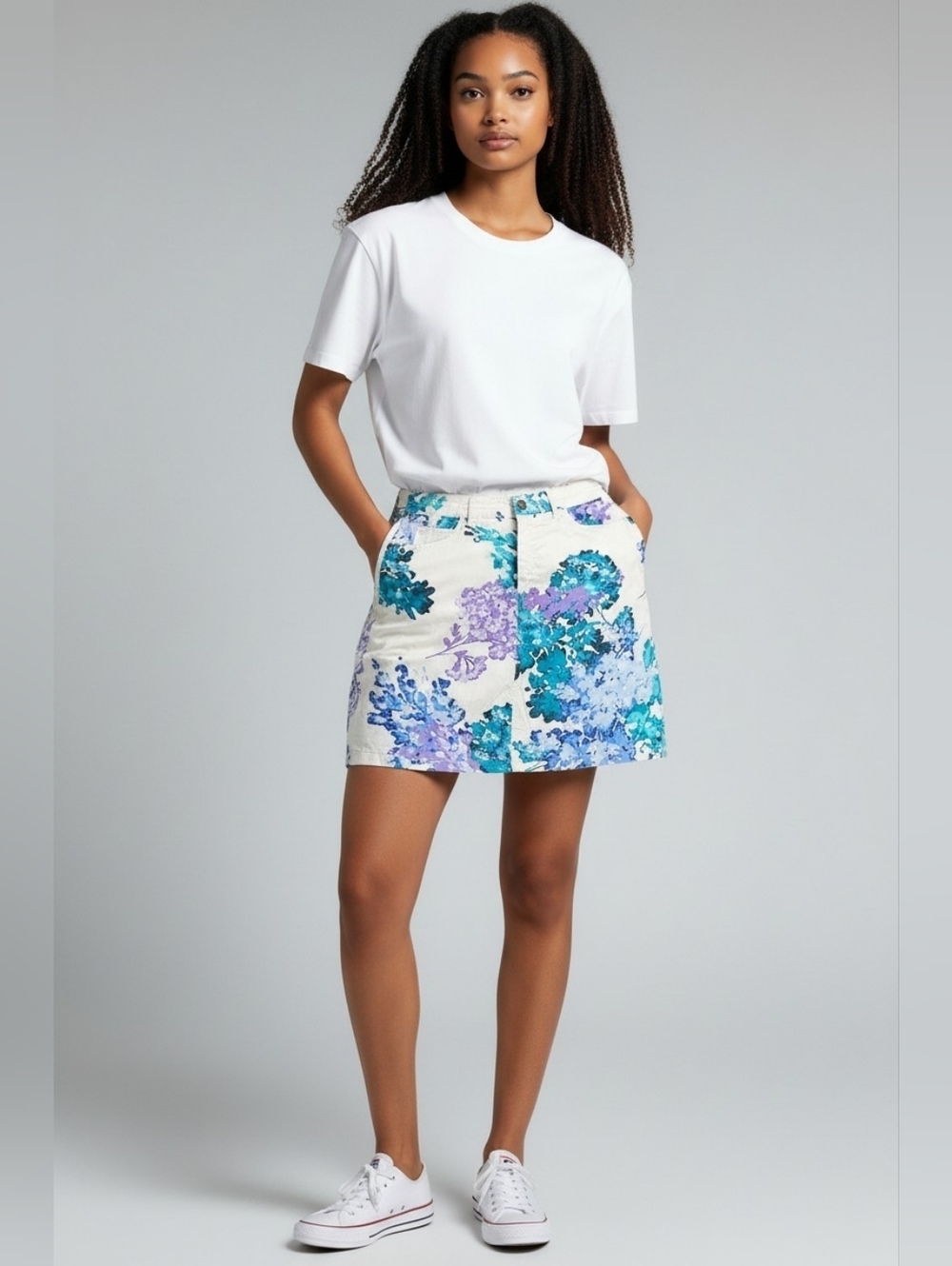 Croft & Barrow Blue And Purple Floral Print Stretch Skort Size 6